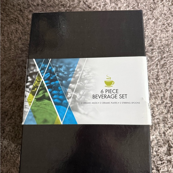 🏷️NIB Elegant White 6 piece Beverage Set - Picture 2 of 2